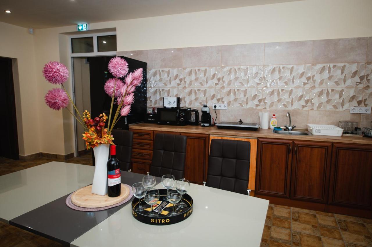 Videki Vendeghaz A Buekkben, Pezsgofuerdovel. Apartment Királd Exterior foto